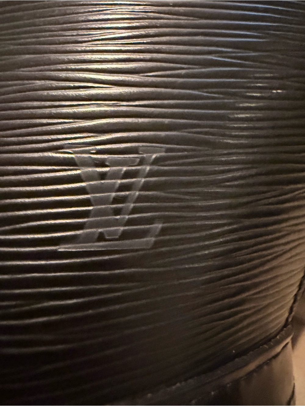 Louis Vuitton Black Epi Leather Tote - Picture 9 of 9